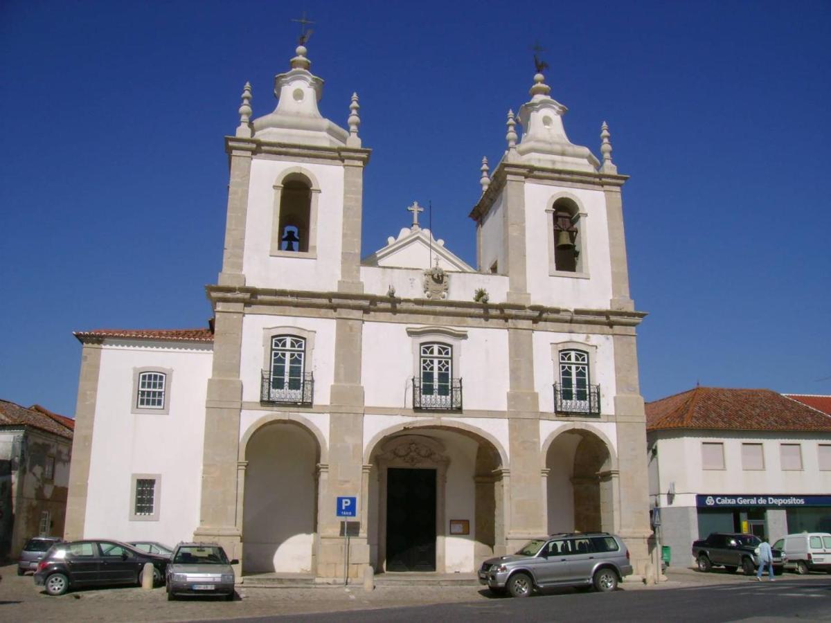 Largo Da Rainha, Guesthouse Merciana Exterior foto